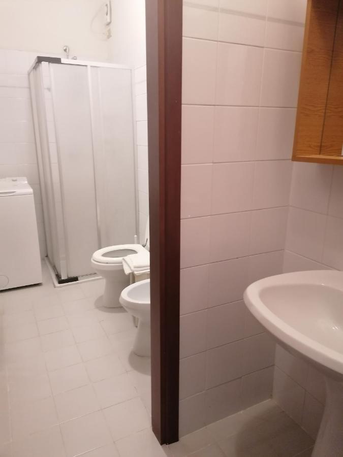 Casa Vacanze 'La Piazza' Villa Zone Exteriör bild